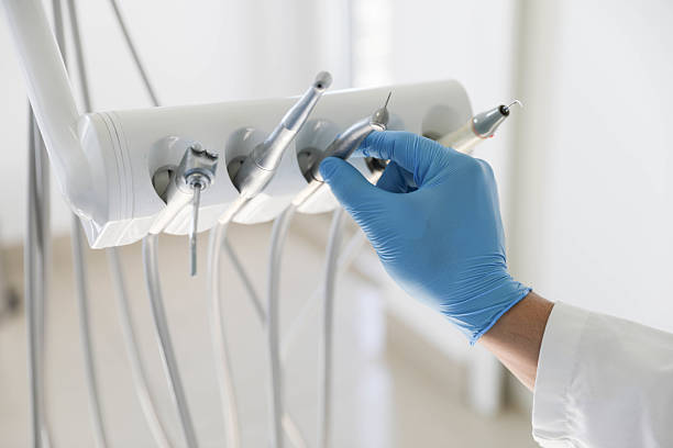Professional Emergency Dentist technician working in Ocean Springs, MS